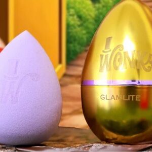 New Glamlite Willy Wonka Sponge Blender with Metallic Gold Egg